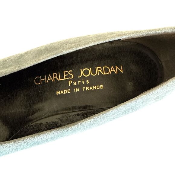 Charles Jourdan Classic Gray Suede Heels - Picture 7 of 12
